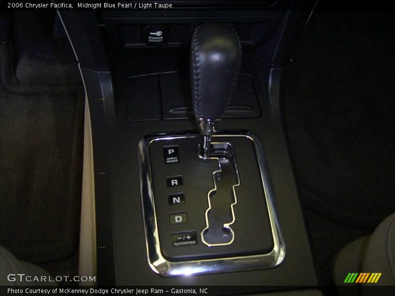 Midnight Blue Pearl / Light Taupe 2006 Chrysler Pacifica