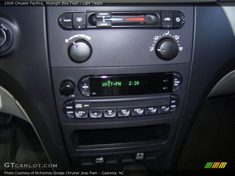 Midnight Blue Pearl / Light Taupe 2006 Chrysler Pacifica