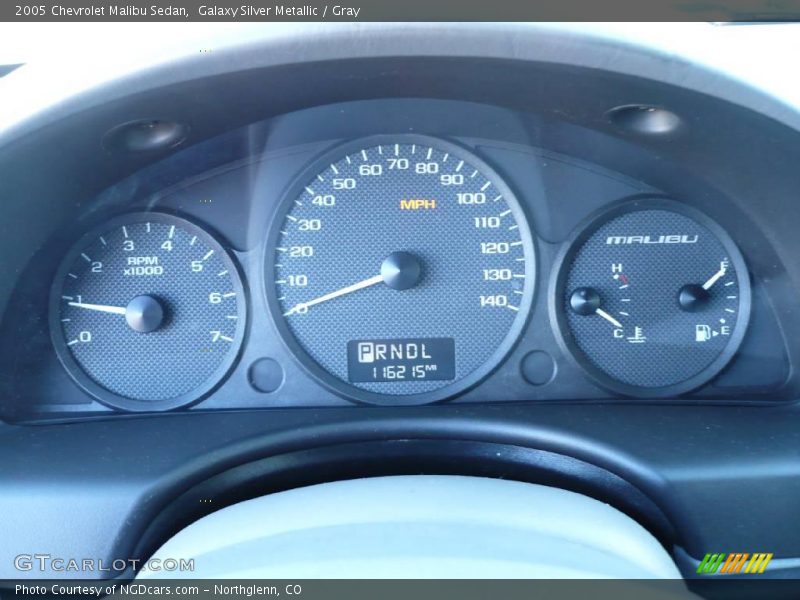 Galaxy Silver Metallic / Gray 2005 Chevrolet Malibu Sedan