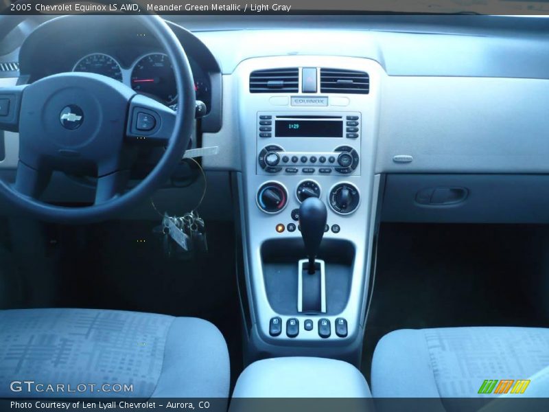 Meander Green Metallic / Light Gray 2005 Chevrolet Equinox LS AWD