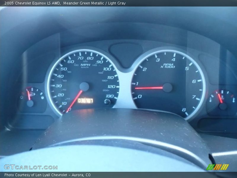 Meander Green Metallic / Light Gray 2005 Chevrolet Equinox LS AWD
