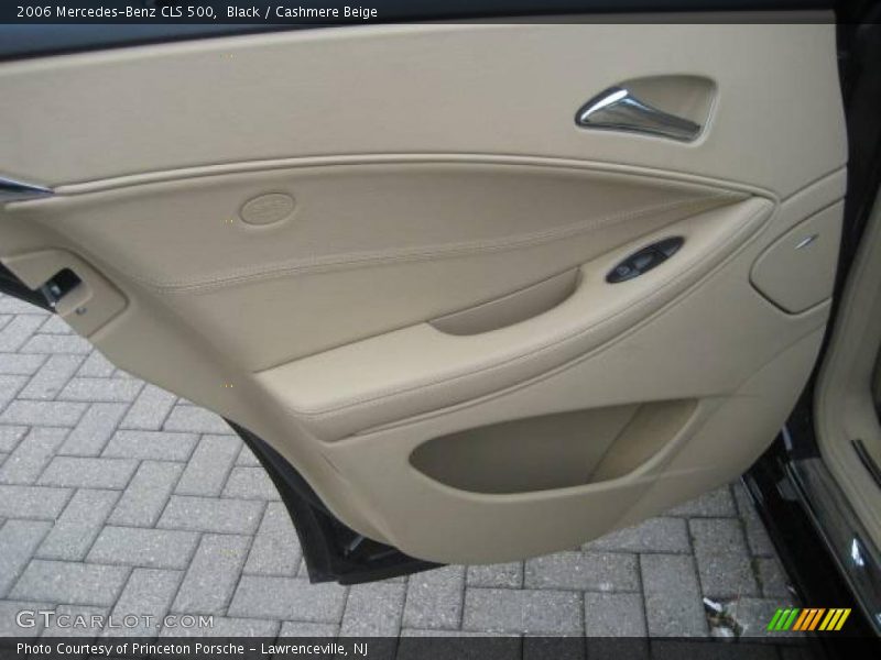 Black / Cashmere Beige 2006 Mercedes-Benz CLS 500