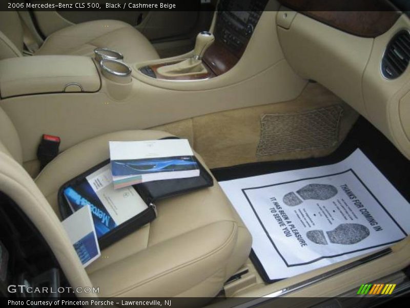 Black / Cashmere Beige 2006 Mercedes-Benz CLS 500