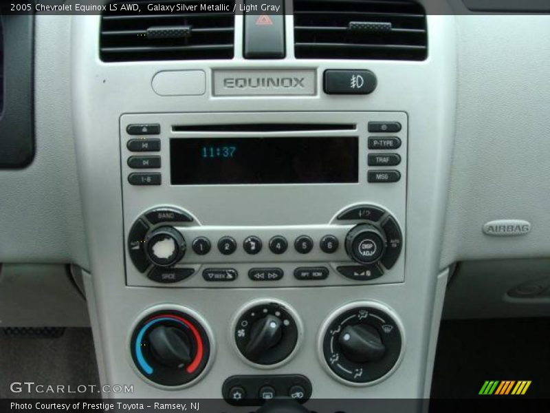 Galaxy Silver Metallic / Light Gray 2005 Chevrolet Equinox LS AWD
