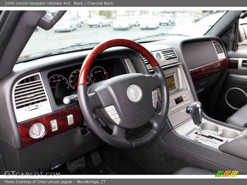 Black / Charcoal Black 2006 Lincoln Navigator Ultimate 4x4