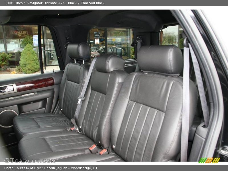 Black / Charcoal Black 2006 Lincoln Navigator Ultimate 4x4