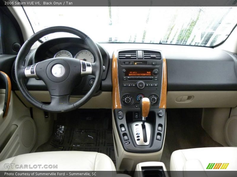 Black Onyx / Tan 2006 Saturn VUE V6