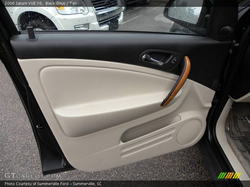 Black Onyx / Tan 2006 Saturn VUE V6