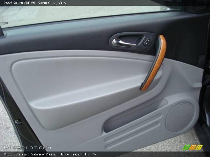 Storm Gray / Gray 2006 Saturn VUE V6