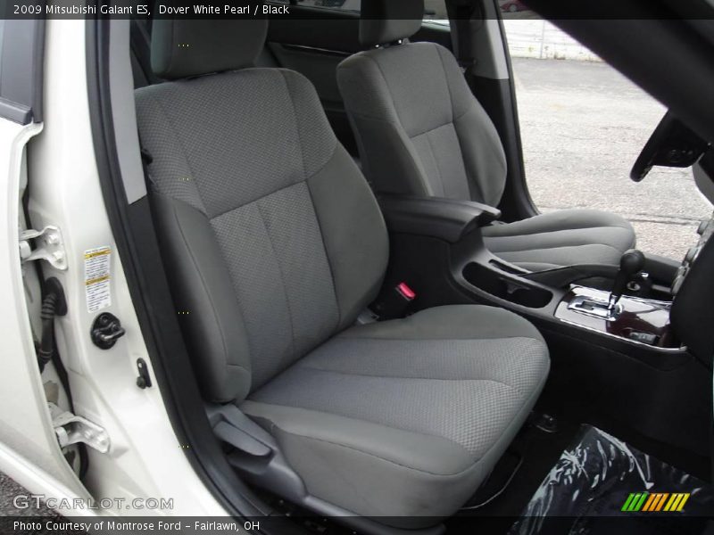 Dover White Pearl / Black 2009 Mitsubishi Galant ES