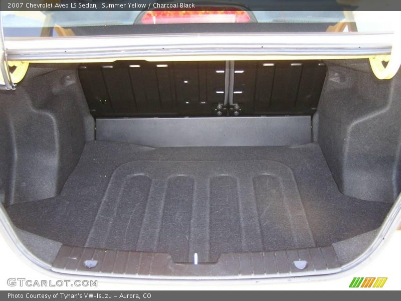 Summer Yellow / Charcoal Black 2007 Chevrolet Aveo LS Sedan