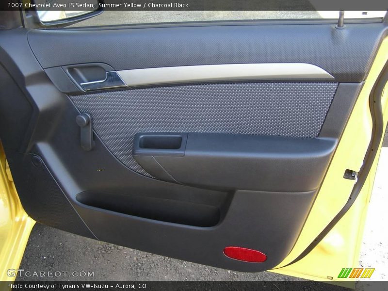 Summer Yellow / Charcoal Black 2007 Chevrolet Aveo LS Sedan