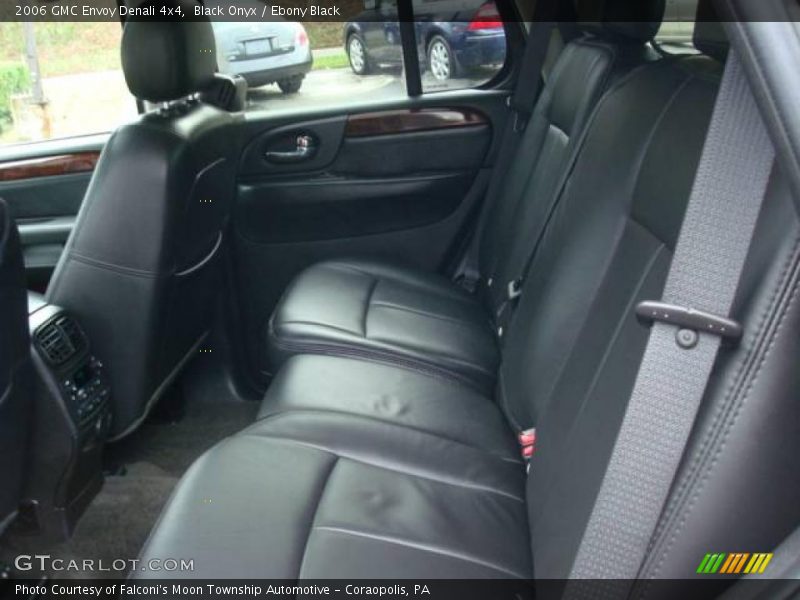 Black Onyx / Ebony Black 2006 GMC Envoy Denali 4x4