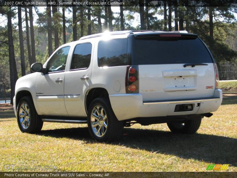 Summit White / Cocoa/Light Cashmere 2007 GMC Yukon Denali AWD