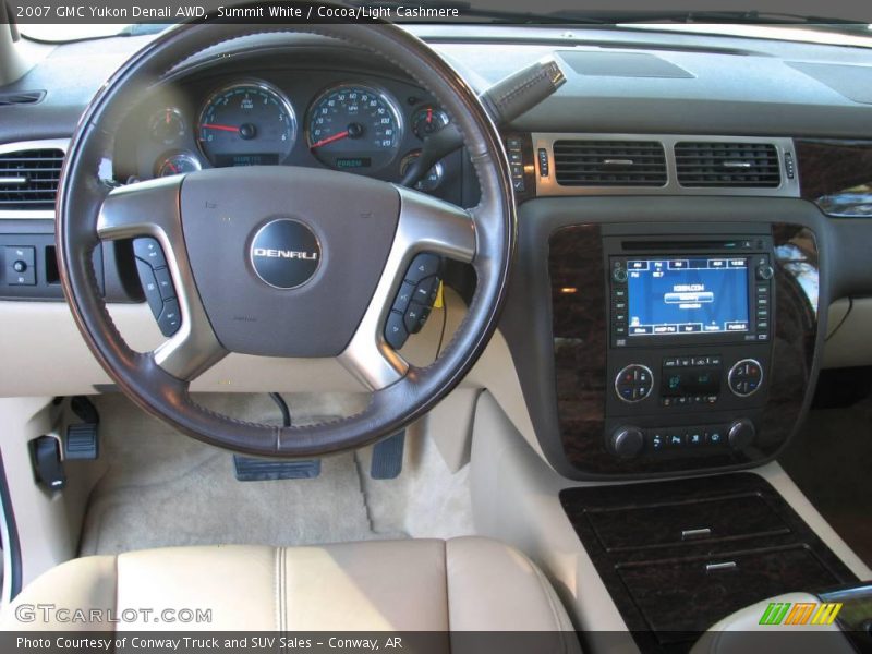 Summit White / Cocoa/Light Cashmere 2007 GMC Yukon Denali AWD