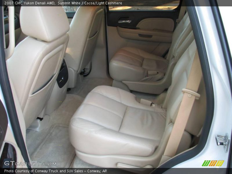 Summit White / Cocoa/Light Cashmere 2007 GMC Yukon Denali AWD