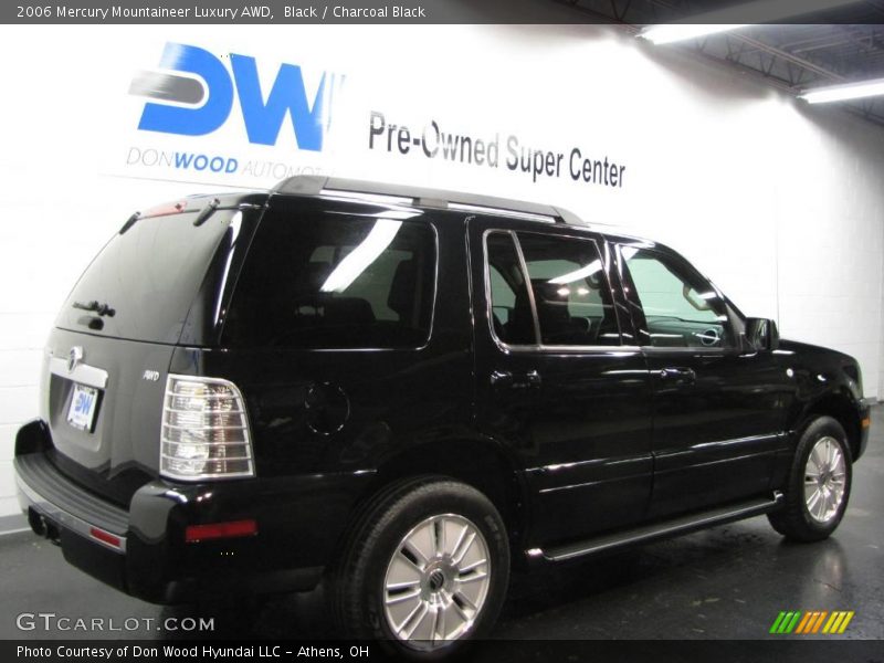 Black / Charcoal Black 2006 Mercury Mountaineer Luxury AWD
