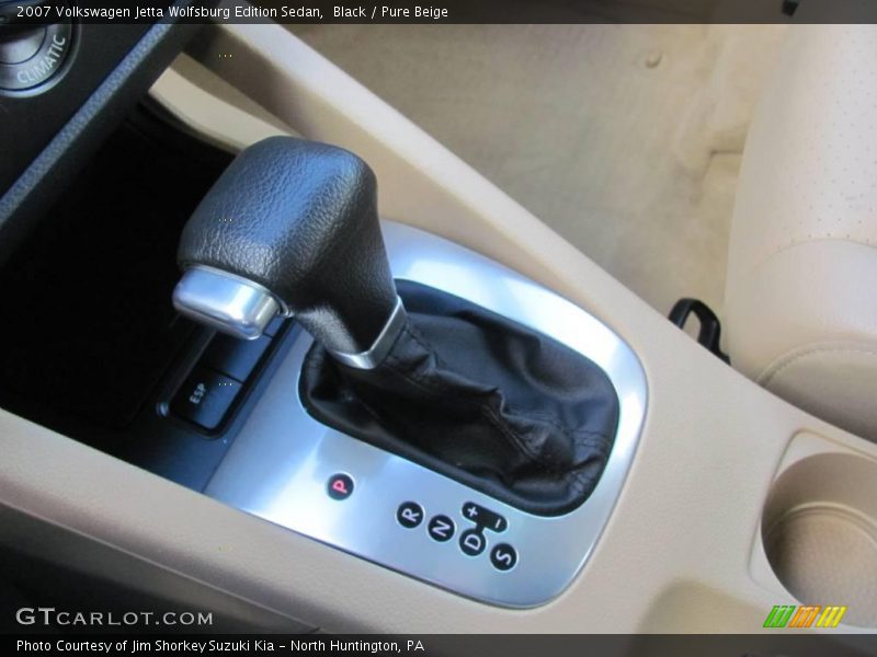 Black / Pure Beige 2007 Volkswagen Jetta Wolfsburg Edition Sedan
