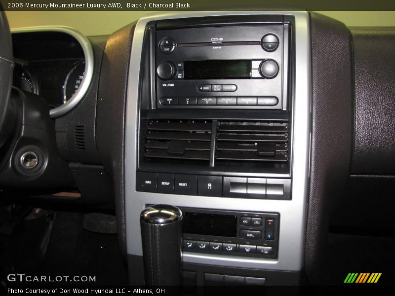 Black / Charcoal Black 2006 Mercury Mountaineer Luxury AWD