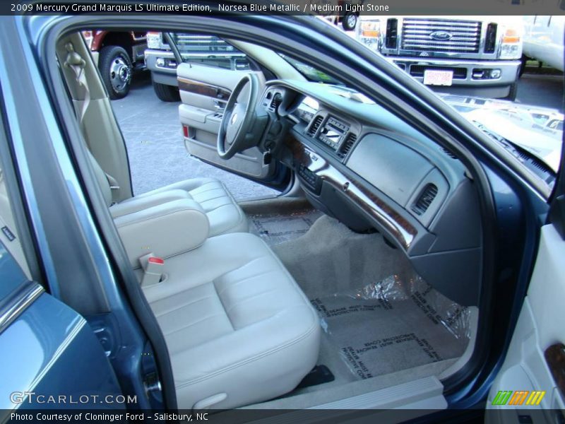 Norsea Blue Metallic / Medium Light Stone 2009 Mercury Grand Marquis LS Ultimate Edition