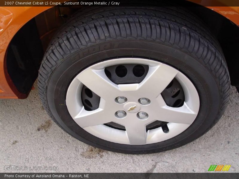 Sunburst Orange Metallic / Gray 2007 Chevrolet Cobalt LS Coupe
