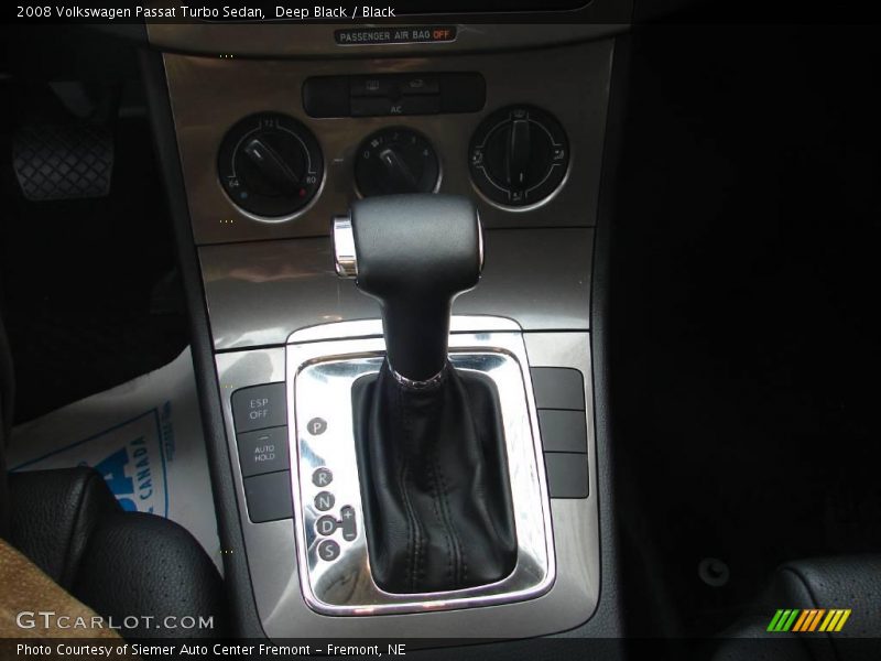 Deep Black / Black 2008 Volkswagen Passat Turbo Sedan