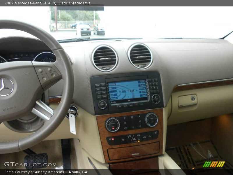 Black / Macadamia 2007 Mercedes-Benz GL 450