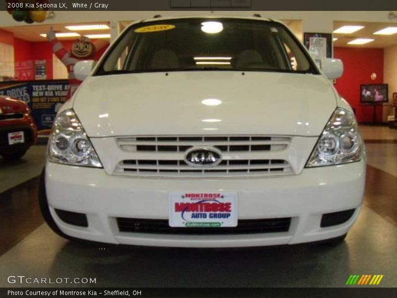 White / Gray 2008 Kia Sedona LX