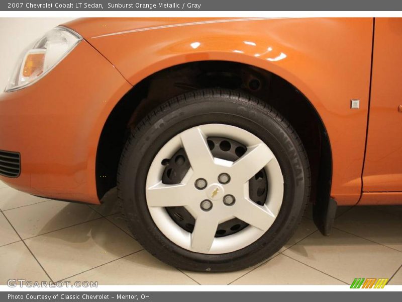 Sunburst Orange Metallic / Gray 2007 Chevrolet Cobalt LT Sedan