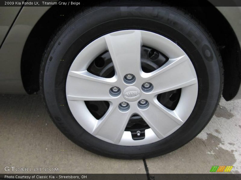 Titanium Gray / Beige 2009 Kia Rondo LX