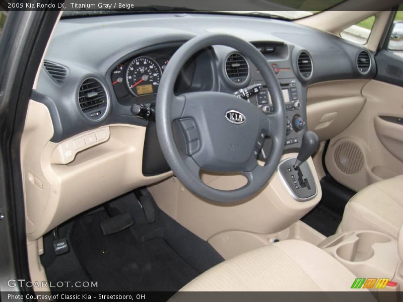 Titanium Gray / Beige 2009 Kia Rondo LX