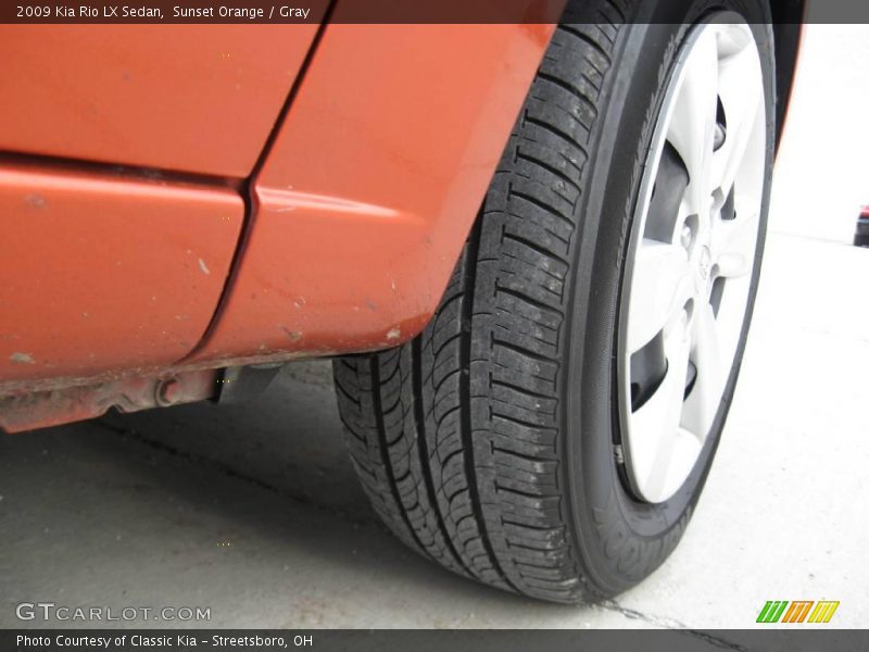 Sunset Orange / Gray 2009 Kia Rio LX Sedan