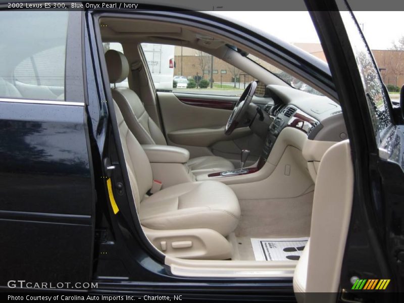 Blue Onyx Pearl / Ivory 2002 Lexus ES 300