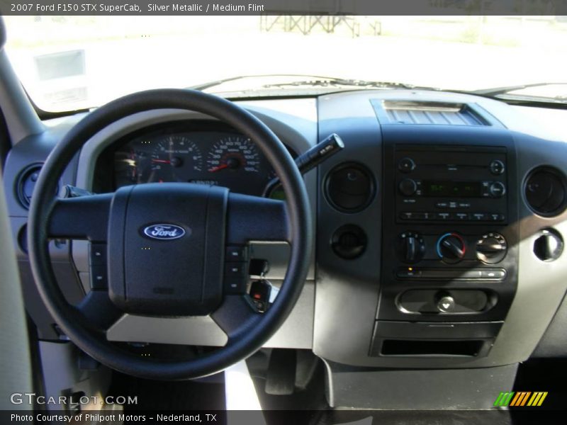 Silver Metallic / Medium Flint 2007 Ford F150 STX SuperCab