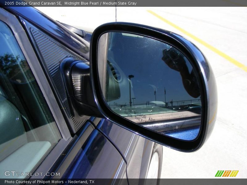 Midnight Blue Pearl / Medium Slate Gray 2005 Dodge Grand Caravan SE