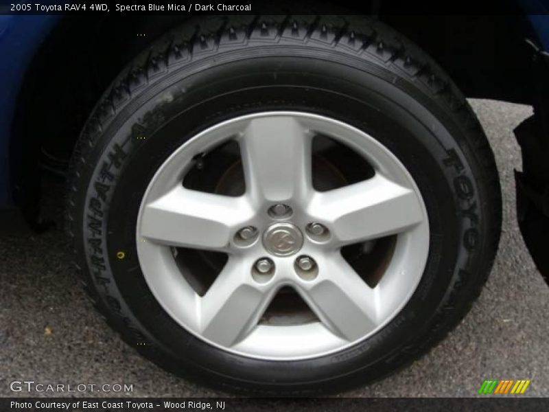 Spectra Blue Mica / Dark Charcoal 2005 Toyota RAV4 4WD