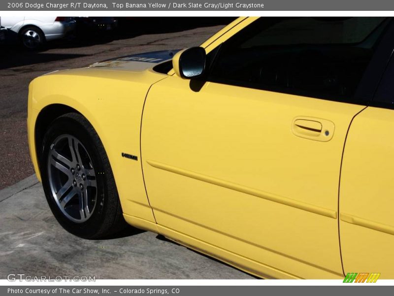 Top Banana Yellow / Dark Slate Gray/Light Graystone 2006 Dodge Charger R/T Daytona