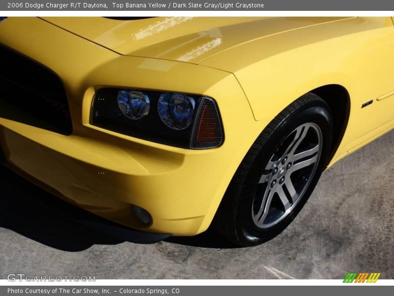 Top Banana Yellow / Dark Slate Gray/Light Graystone 2006 Dodge Charger R/T Daytona