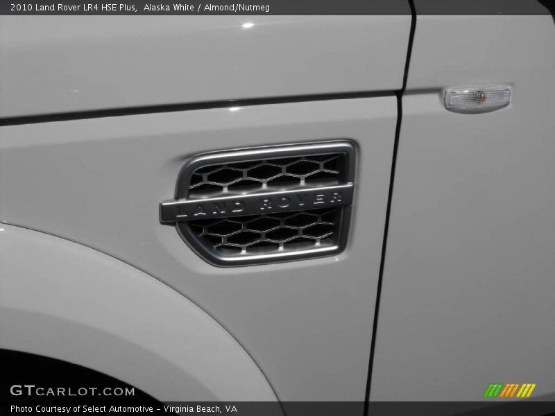 Alaska White / Almond/Nutmeg 2010 Land Rover LR4 HSE Plus