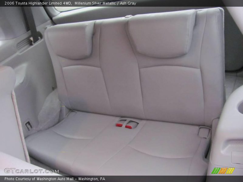 Millenium Silver Metallic / Ash Gray 2006 Toyota Highlander Limited 4WD
