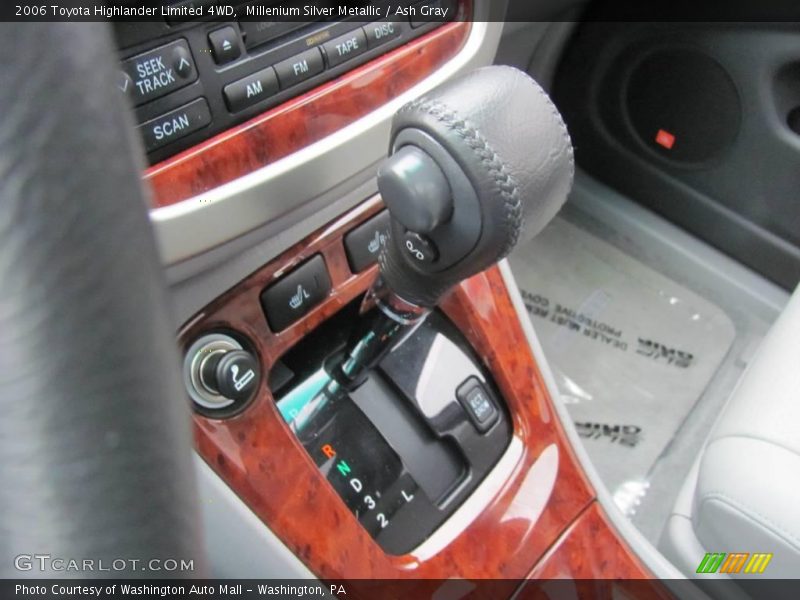 Millenium Silver Metallic / Ash Gray 2006 Toyota Highlander Limited 4WD