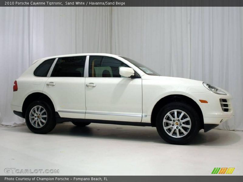 Sand White / Havanna/Sand Beige 2010 Porsche Cayenne Tiptronic