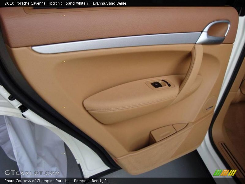Sand White / Havanna/Sand Beige 2010 Porsche Cayenne Tiptronic