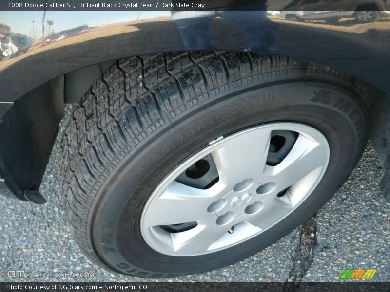 Brilliant Black Crystal Pearl / Dark Slate Gray 2008 Dodge Caliber SE