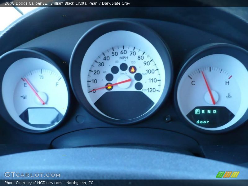 Brilliant Black Crystal Pearl / Dark Slate Gray 2008 Dodge Caliber SE