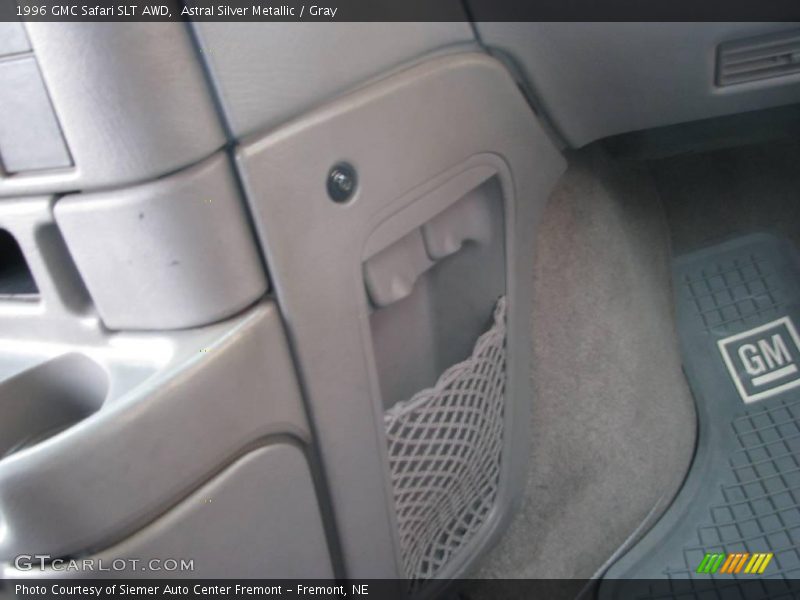 Astral Silver Metallic / Gray 1996 GMC Safari SLT AWD