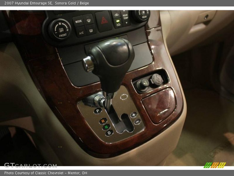 Sonora Gold / Beige 2007 Hyundai Entourage SE