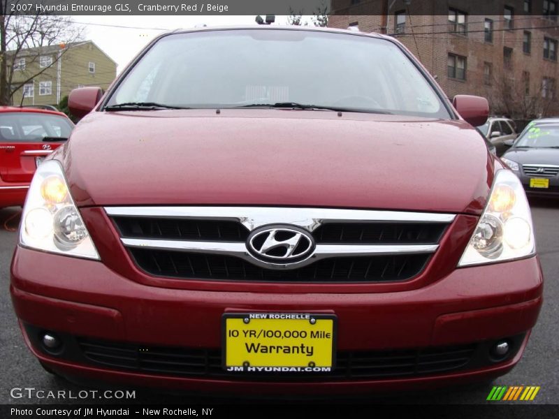 Cranberry Red / Beige 2007 Hyundai Entourage GLS