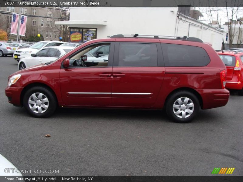 Cranberry Red / Beige 2007 Hyundai Entourage GLS