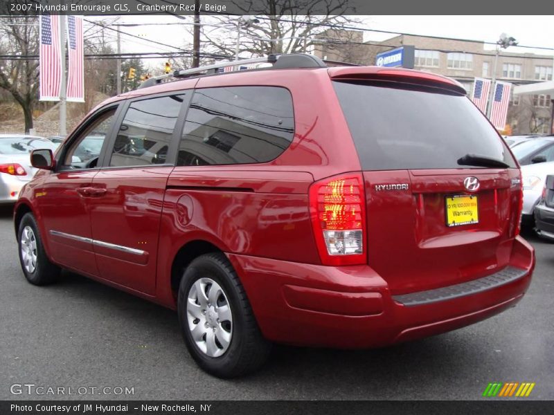 Cranberry Red / Beige 2007 Hyundai Entourage GLS